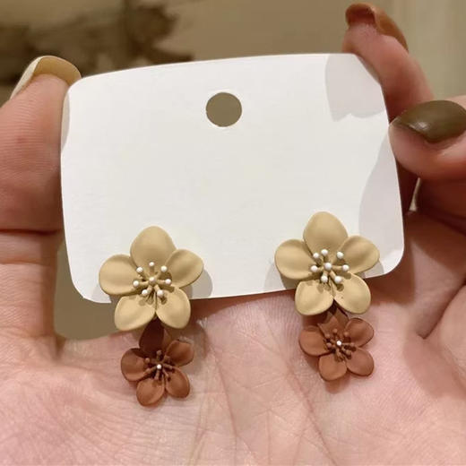 JU-E3753耳环女秋冬花朵耳钉韩国新款潮法式感气质耳坠简约耳饰欧美 商品图4