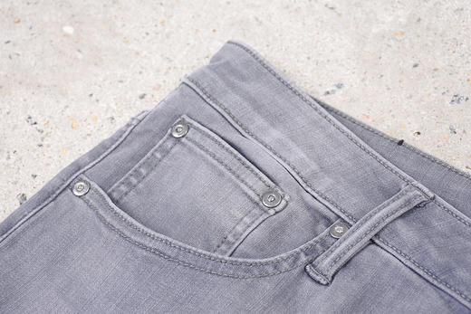 Z亚 夏季薄款 灰色水洗磨白做旧 后兜黑皮标 牛仔裤 Z-9166 商品图7