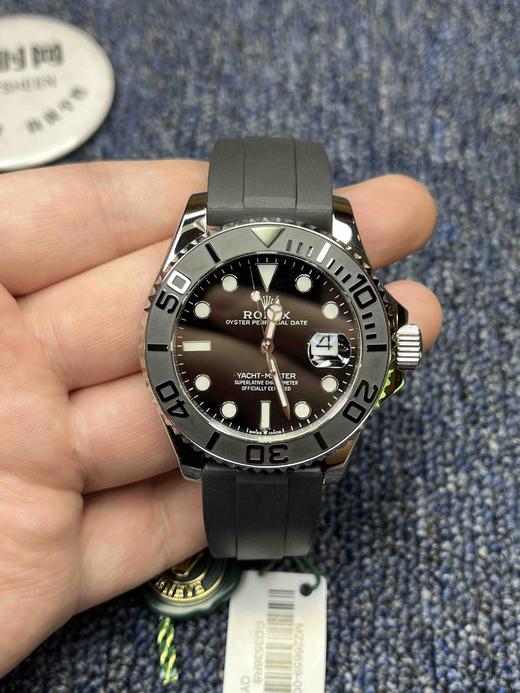 ROLEX劳力士游艇名仕型"银游艇"42mm 男士腕表
机芯：搭载进口西铁城 商品图1