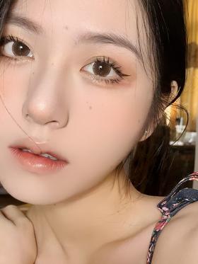 beelook 年抛美瞳  小泥球