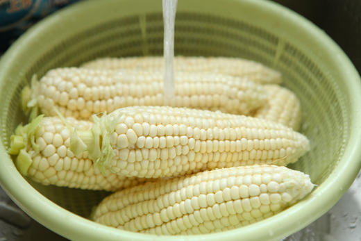 白糯玉米3斤 商品图0