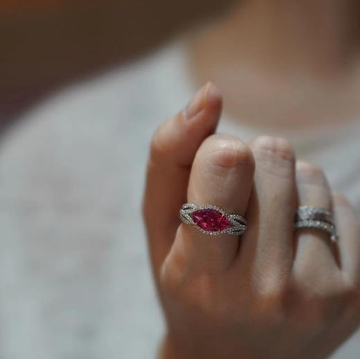 ONLY系列 18K镶钻石和尖晶石 戒指 商品图4