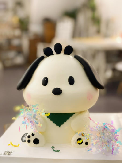 可爱帕恰狗，人类好朋友，6+4寸异型卡通造型蛋糕，需提前3天以上预定，蛋糕体全部翻糖可食用装饰 商品图1