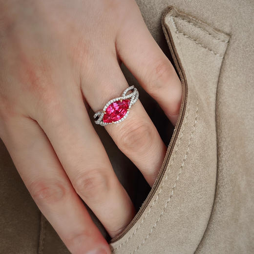 ONLY系列 18K镶钻石和尖晶石 戒指 商品图3