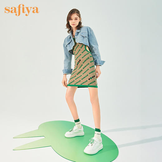 Safiya索菲娅奇趣乐园小花扣饰小白鞋2022秋新款休闲鞋SF23112034【原创IP款】 商品图7