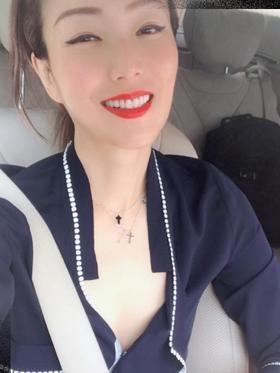 郑秀文 in TYNVIE