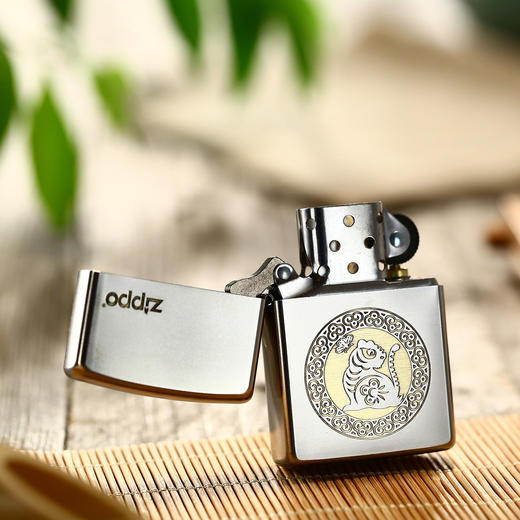 452017112 Zippo 【断货王】之宝正版原装打火机十二生肖磨砂雕刻国风剪纸专属款 205生肖-虎 商品图0