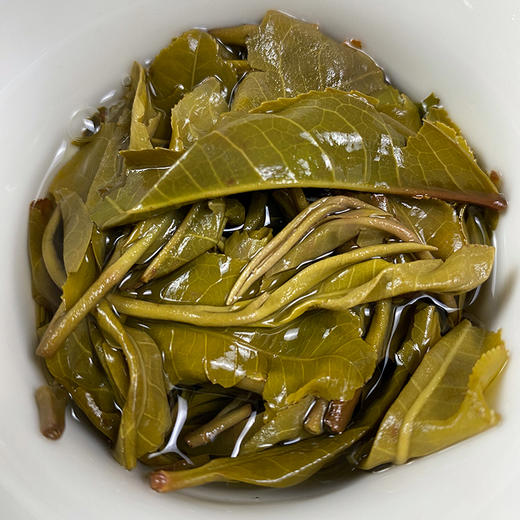 生普丨千百树 2022年 冰岛黑条 357克 商品图4