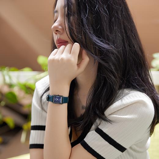 西铁城日本官方正品2022年夏季新品小方块光动能女士手表EW5597-63L 商品图9