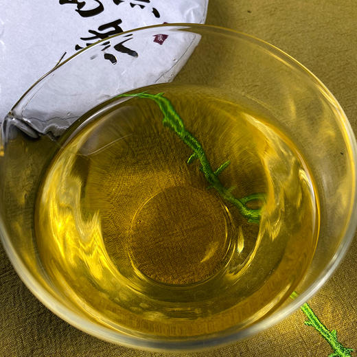 生普丨千百树 2022年 冰岛黑条 357克 商品图3