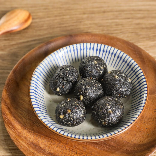 九黑芝麻丸不油腻、不甜腻 、 不齁嗓、一口吃下九种黑色营养 商品图4