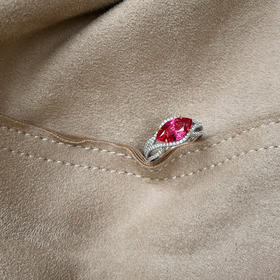 ONLY系列 18K镶钻石和尖晶石 戒指