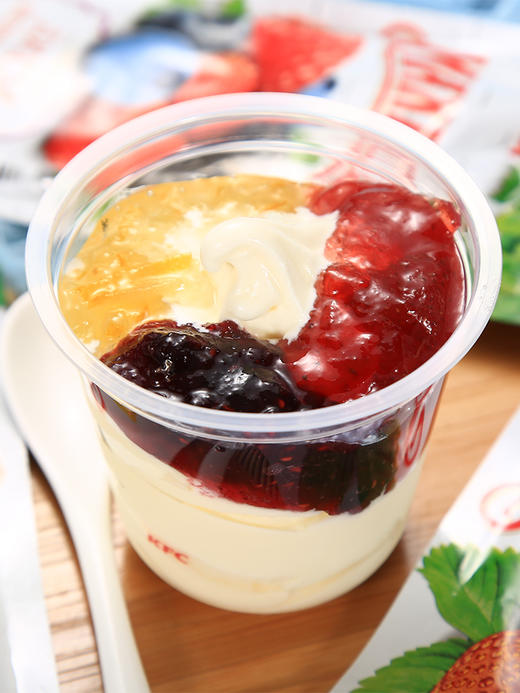 【中欧班列精选】俄罗斯进口天然果酱蓝莓草莓混合味多口味佐餐面包酱无添加300g 商品图7