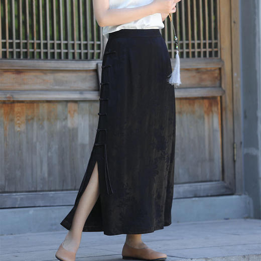 2022夏季中式盘扣开叉长款修身半身裙J220468 商品图1