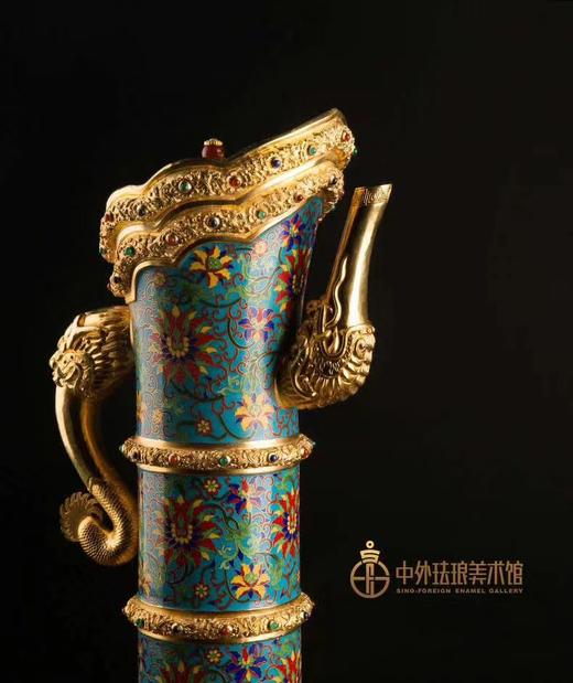 故宫六珍之《掐丝珐琅缠枝莲纹多穆壶》 商品图1