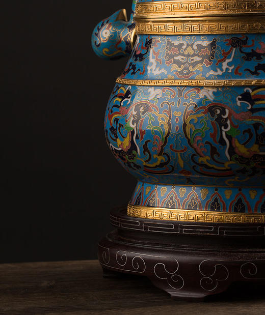 故宫六珍之《掐丝珐琅兽面纹提梁卣》 商品图2