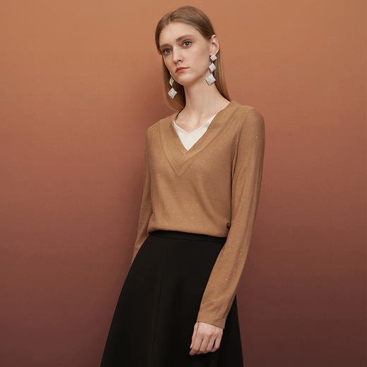 EITIE爱特爱秋季新款时尚简约修身V领显瘦套头打底针织衫6701403 商品图1