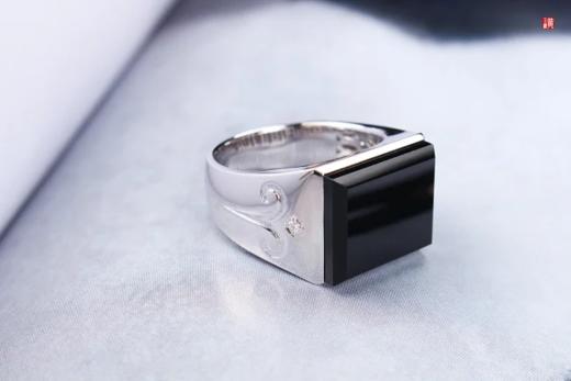 18K金镶钻墨翠戒指 商品图1