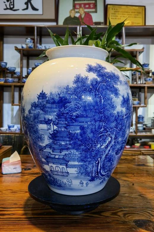 釉下彩重工青花山水<浩渺人间仙境> 商品图0