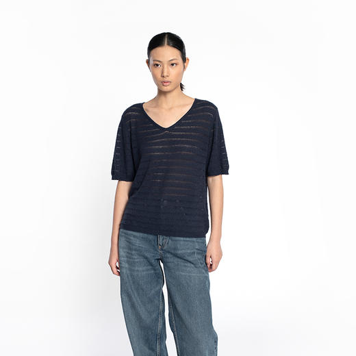 女士2022年夏款12针单边挑孔针法绢丝混纺特种纱暗纹针织T恤 商品图1