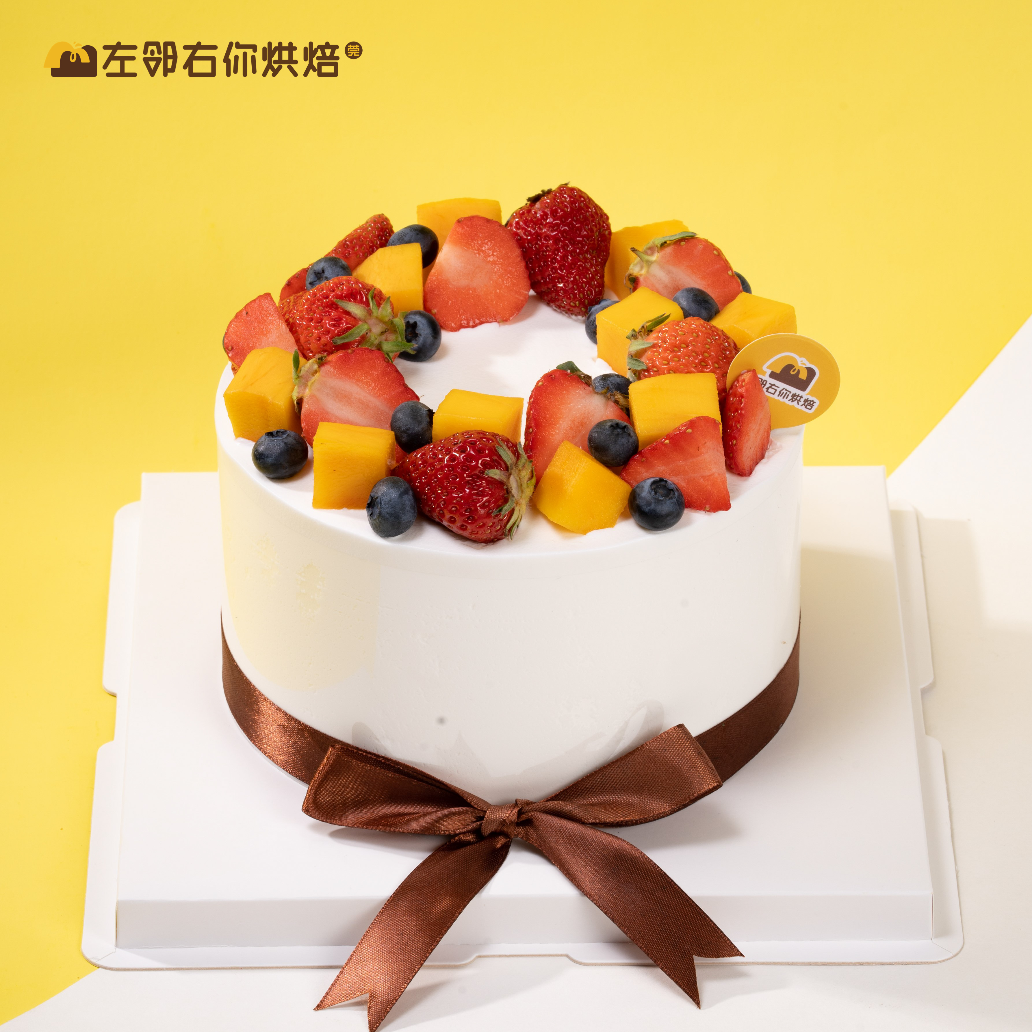 水果花环 · 动物奶油蛋糕
