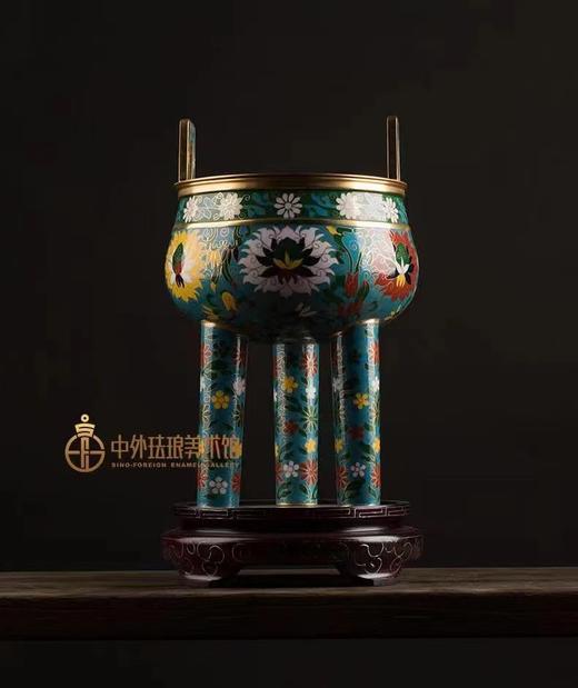 故宫六珍之《掐丝珐琅缠枝纹鼎式炉》 商品图0