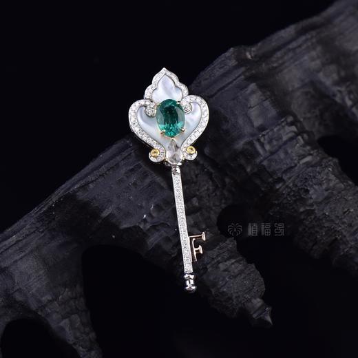 【幸福之匙】祖母绿钥匙坠-CB12205018 商品图4