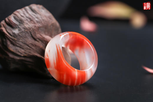 冰飘南红扳指 商品图4