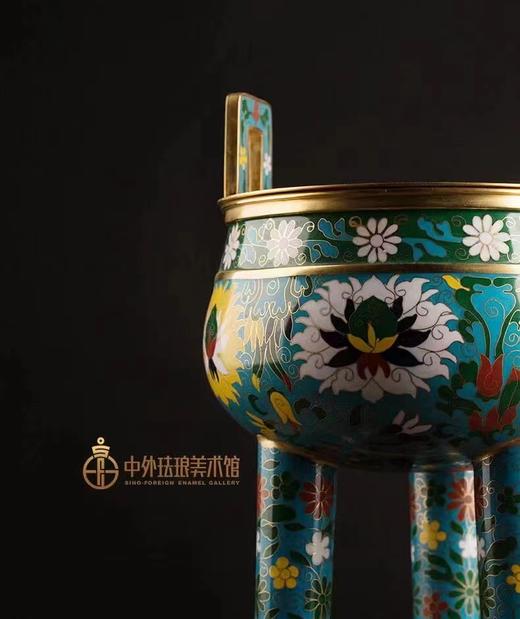 故宫六珍之《掐丝珐琅缠枝纹鼎式炉》 商品图2