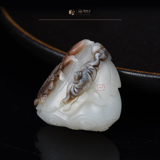 新疆国玉盟世玉和田玉羊脂玉挂件（鱼和蝙蝠）【带证书·顺丰物流】 商品图1