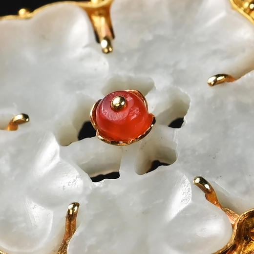 明代和田白玉梅花“五福”项坠 商品图4