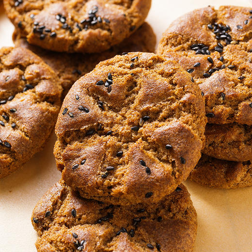 贡宝林木糖醇五黑谷物桃酥，五黑食养，代餐饱腹400克/盒 商品图8