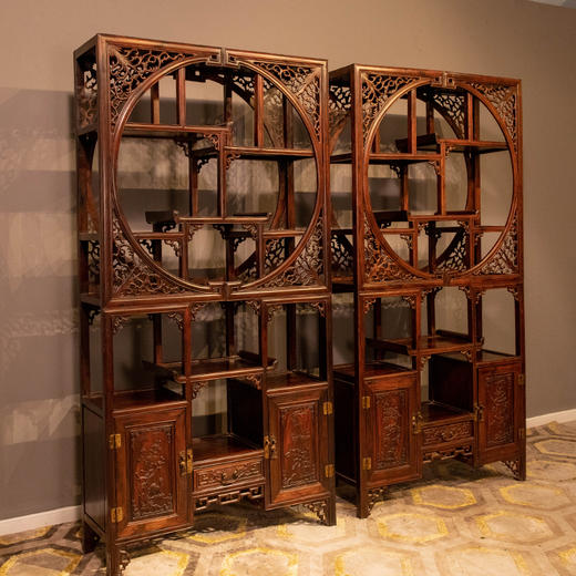 清 红木月洞式博古架（一对） 商品图4