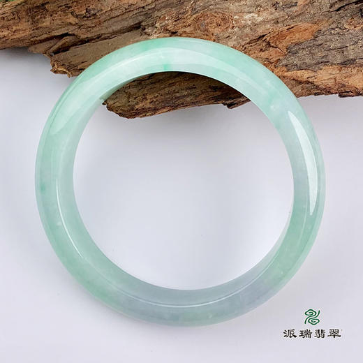 派瑞翡翠 翡翠手镯 糯种 绿色 商品图3