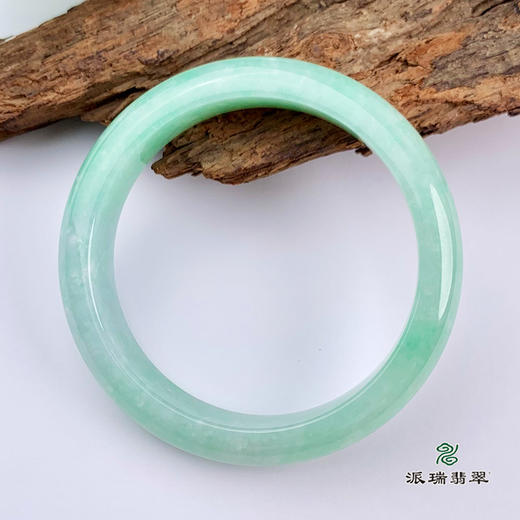 派瑞翡翠 翡翠手镯 糯种 绿色 商品图3