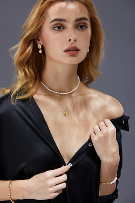 亲吻人像巴洛克珍珠耳环