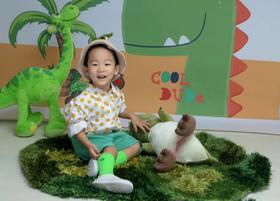 认真读书的三岁幼崽皮皮