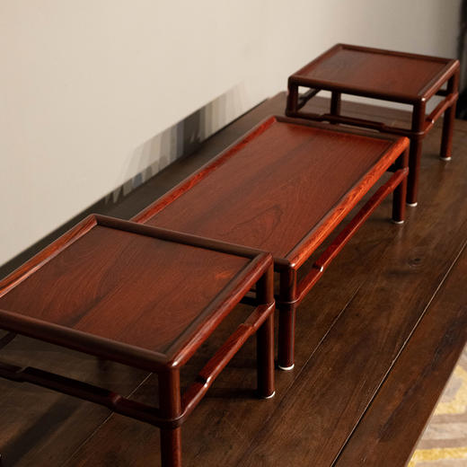 红木圆包圆罗锅枨案上几摆件一组（一组三件） 商品图3