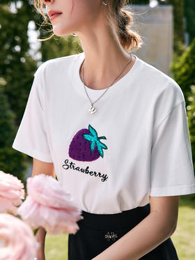 欧芮儿白色短袖t恤女夏季2022新款宽松时尚洋气草莓刺绣减龄上衣