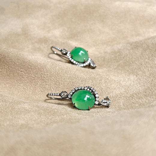 CLASSIC系列 天然翡翠耳坠 商品图0