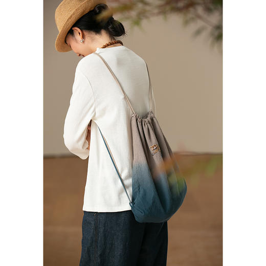 牧衣游原创设计女装---大山 商品图0