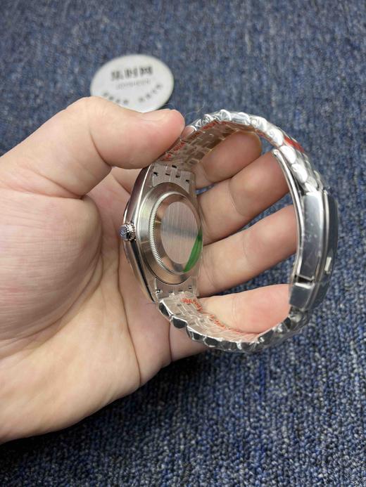 劳力士日志型 蓝盘钻面 41mm 男士腕表
表径：41mm 商品图5
