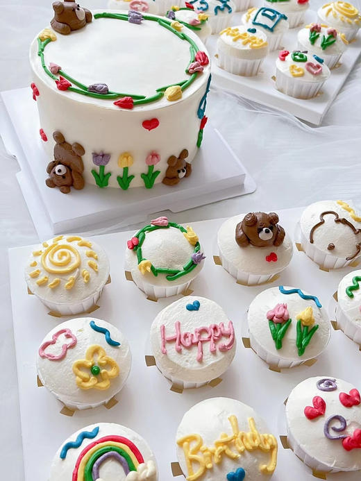 奶油熊手绘蛋糕，需提前48小时预定 商品图8