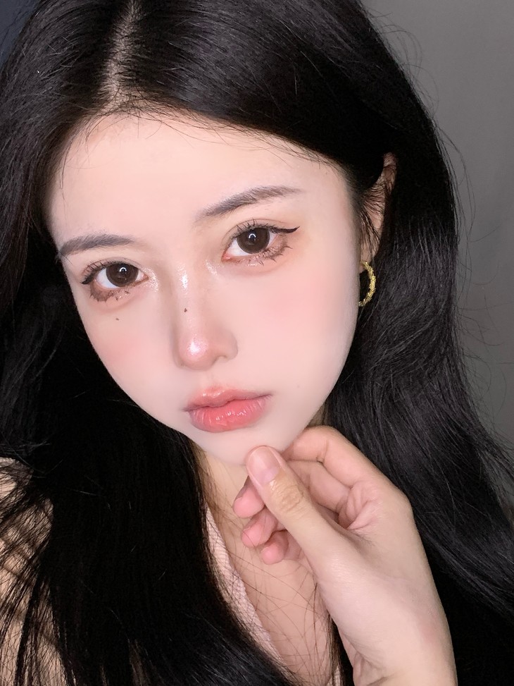 Lvycon年抛隐形眼镜 冰山咖14.5mm 1副/2片-VVCON美瞳网14