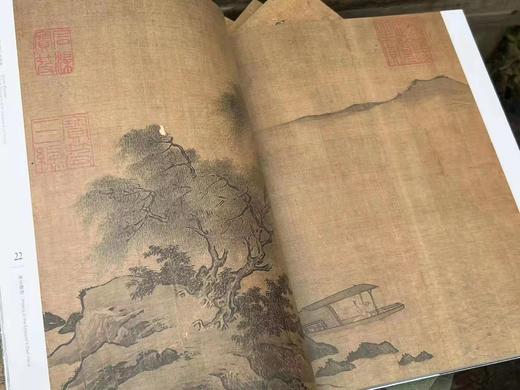 重点推荐：《无声诗：南宋的小品绘画》，吴密察 许文美编，16开平装，182页，台北故宫博物院2022年1月初版。售价278元。

文学与绘画虽为不同的艺术表现形式，南宋时期的扇面、册页等小幅作品，却有 商品图8