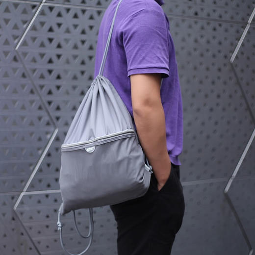 又见美物 抽绳背袋（L） 休闲运动可配情侣亲子款背包 轻便防泼水耐磨 EB1109 商品图1