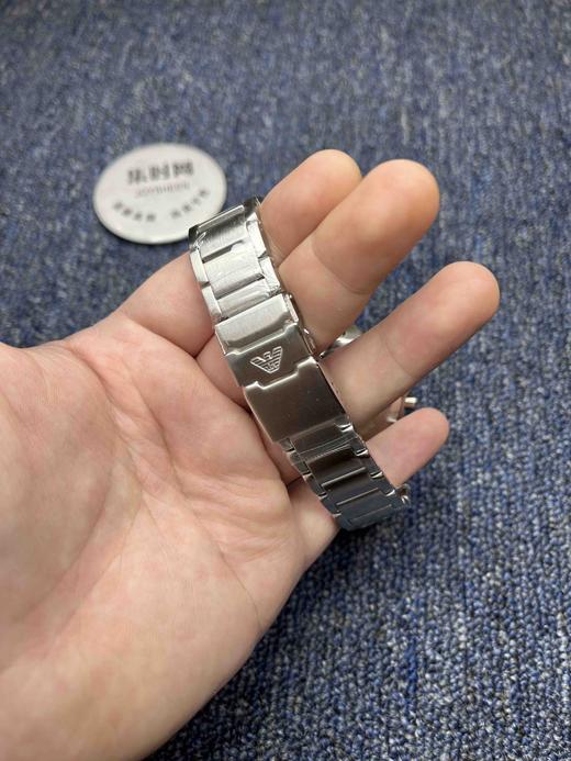 原单阿玛尼ARMANI AR11360 男士腕表
机芯：进口石英机芯 商品图6