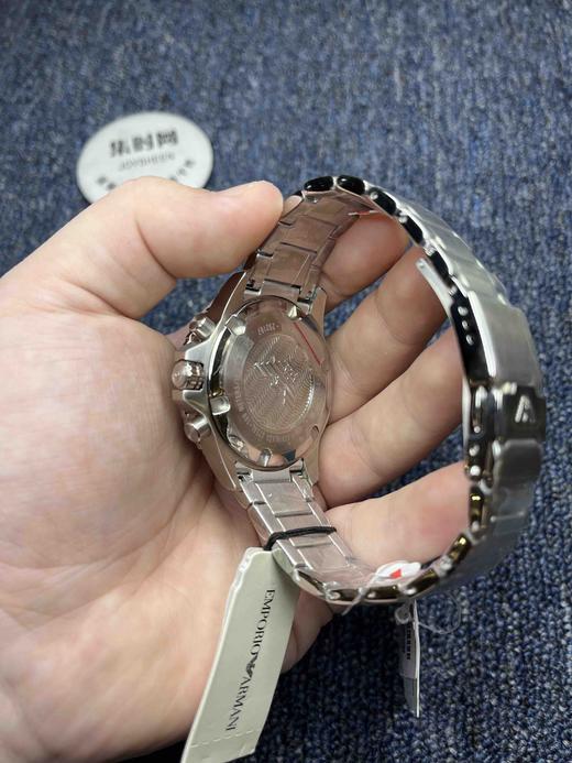 原单阿玛尼ARMANI AR11360 男士腕表
机芯：进口石英机芯 商品图5