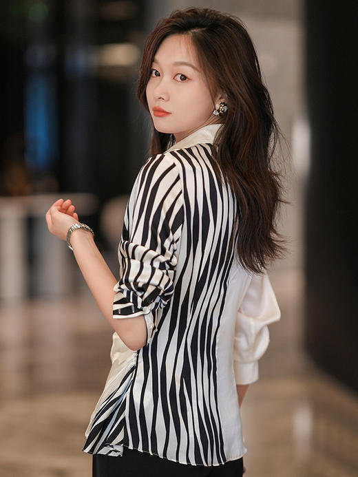 法式白色斑马纹衬衫女夏季薄款设计感长袖衬衣2022新款上衣 商品图2