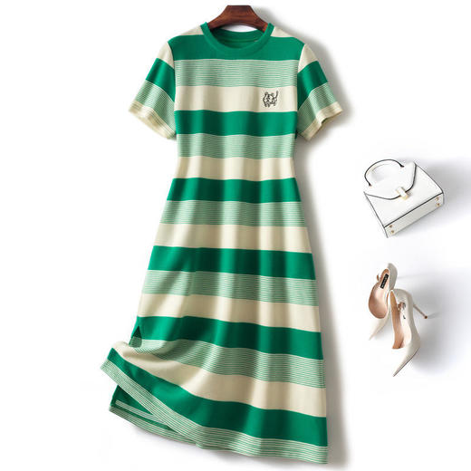 OLSZ 85576 气质高腰圆领短袖中长款条纹刺绣连衣裙 商品图1